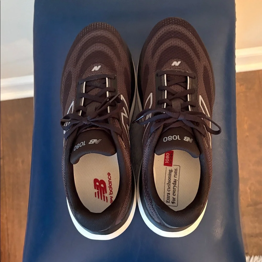 New Balance 1080 v15, size 9 - Picture 6 of 12